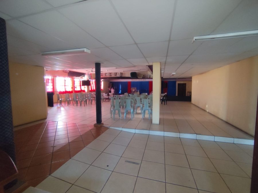 50 Bedroom Property for Sale in Lansdowne Western Cape